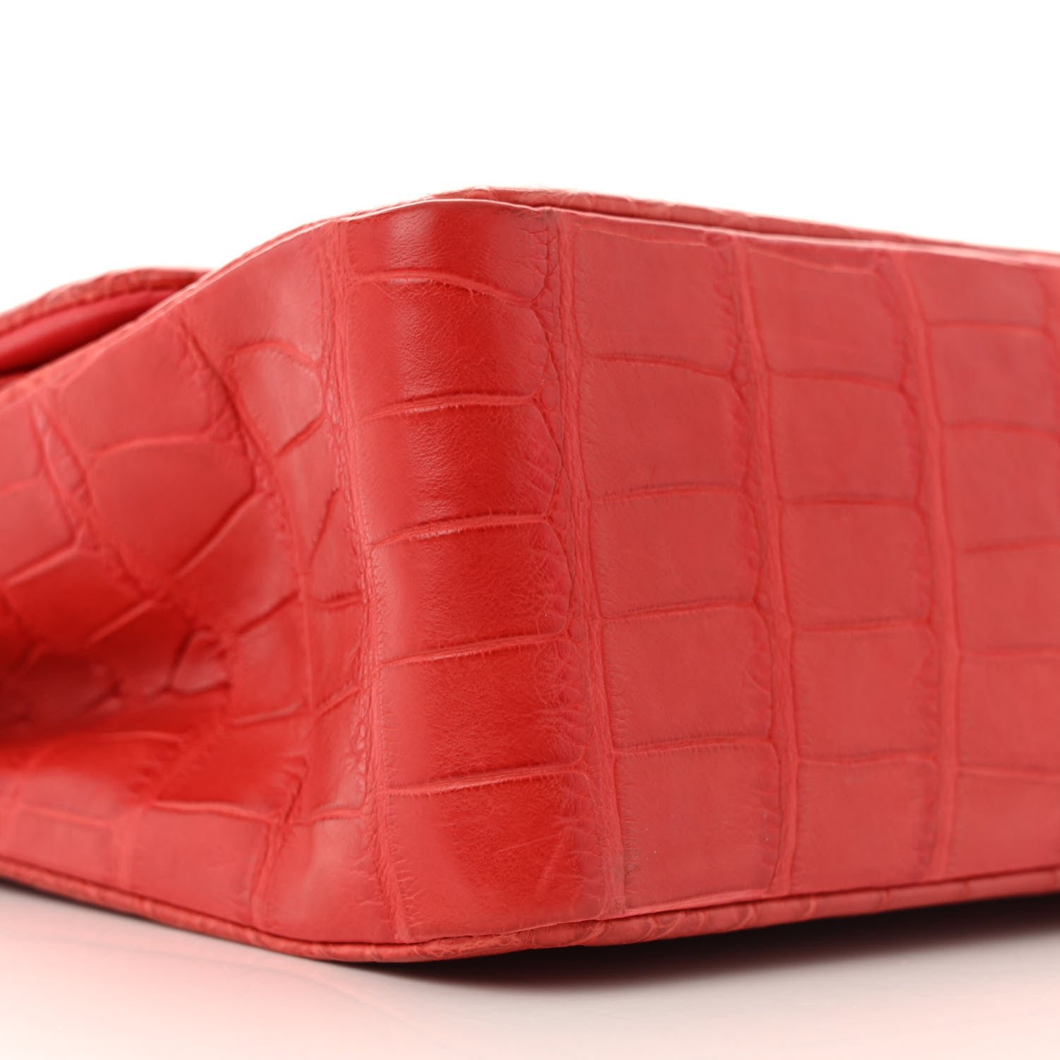 Matte Alligator Jumbo Double Flap Red - Image 9