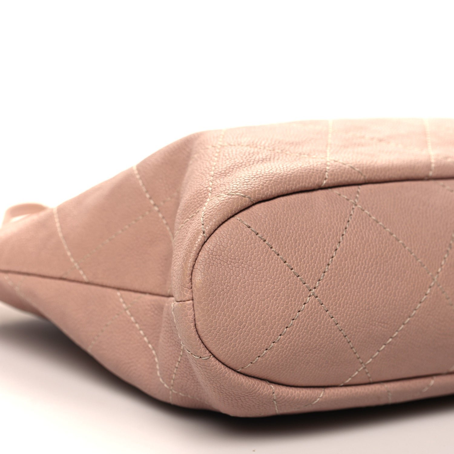 Caviar Quilted Shopping Tote Pink - Image 9