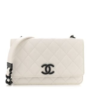 Caviar Quilted My Everything Wallet On Chain WOC White