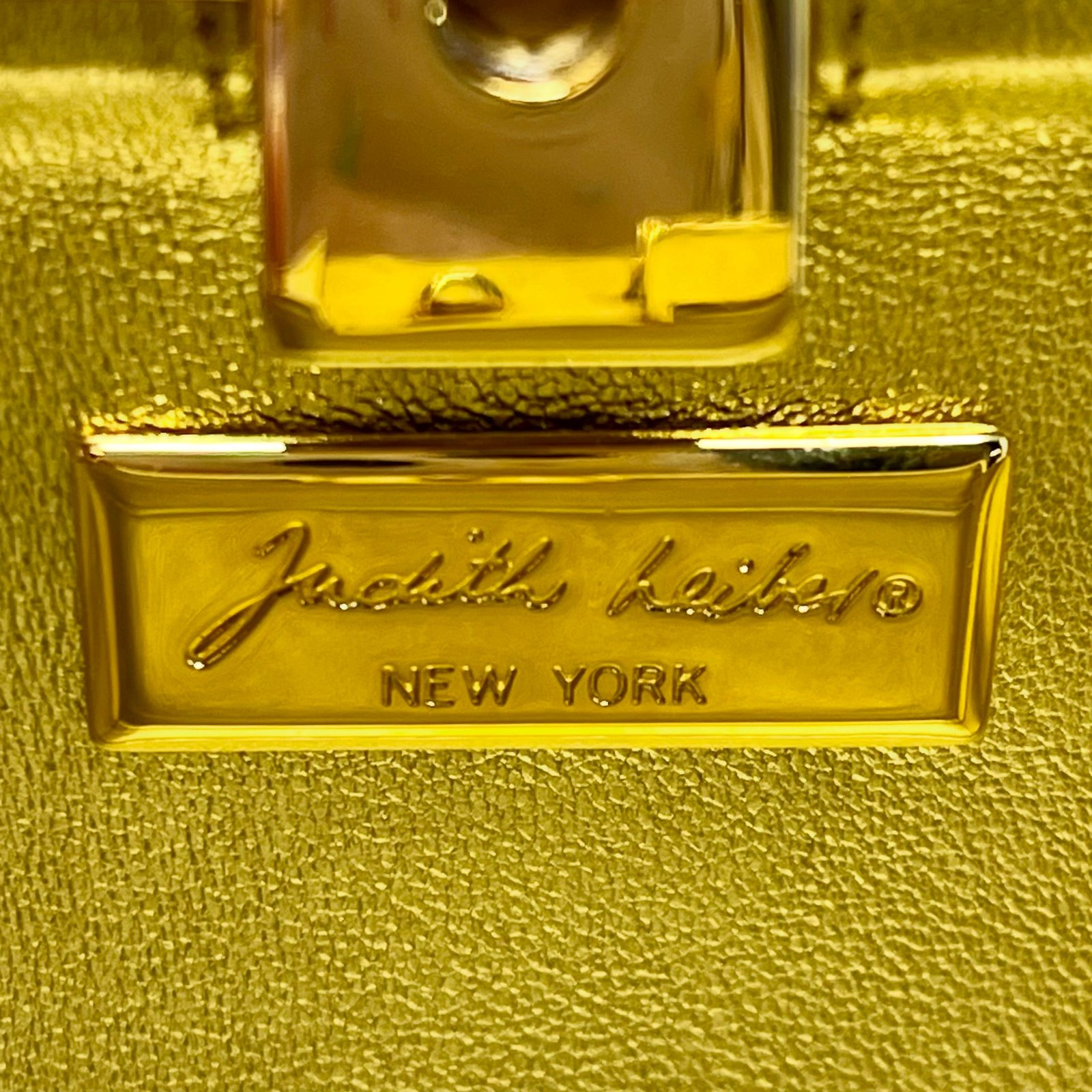 Judith Leiber - Image 9