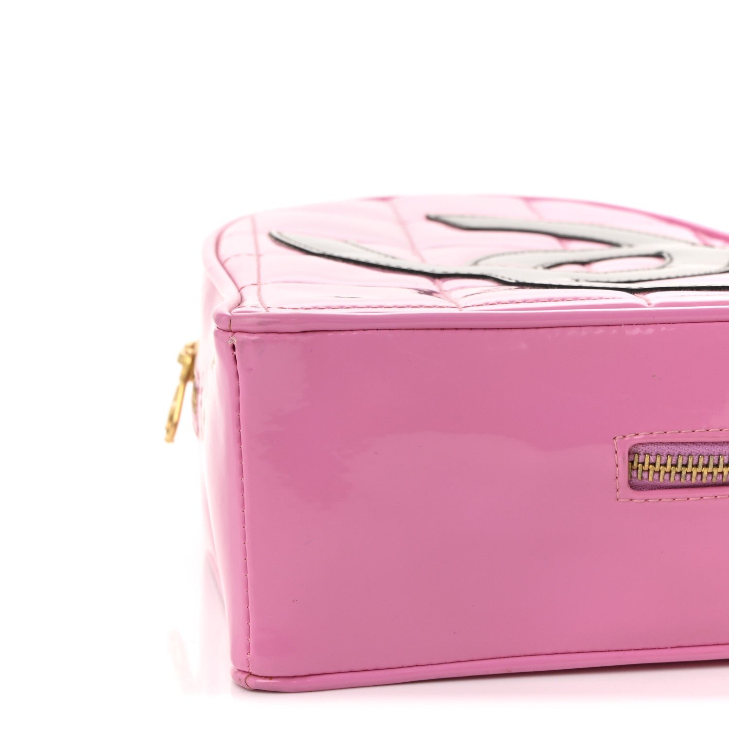 Patent CC Heart Vanity Case Pink - Image 11