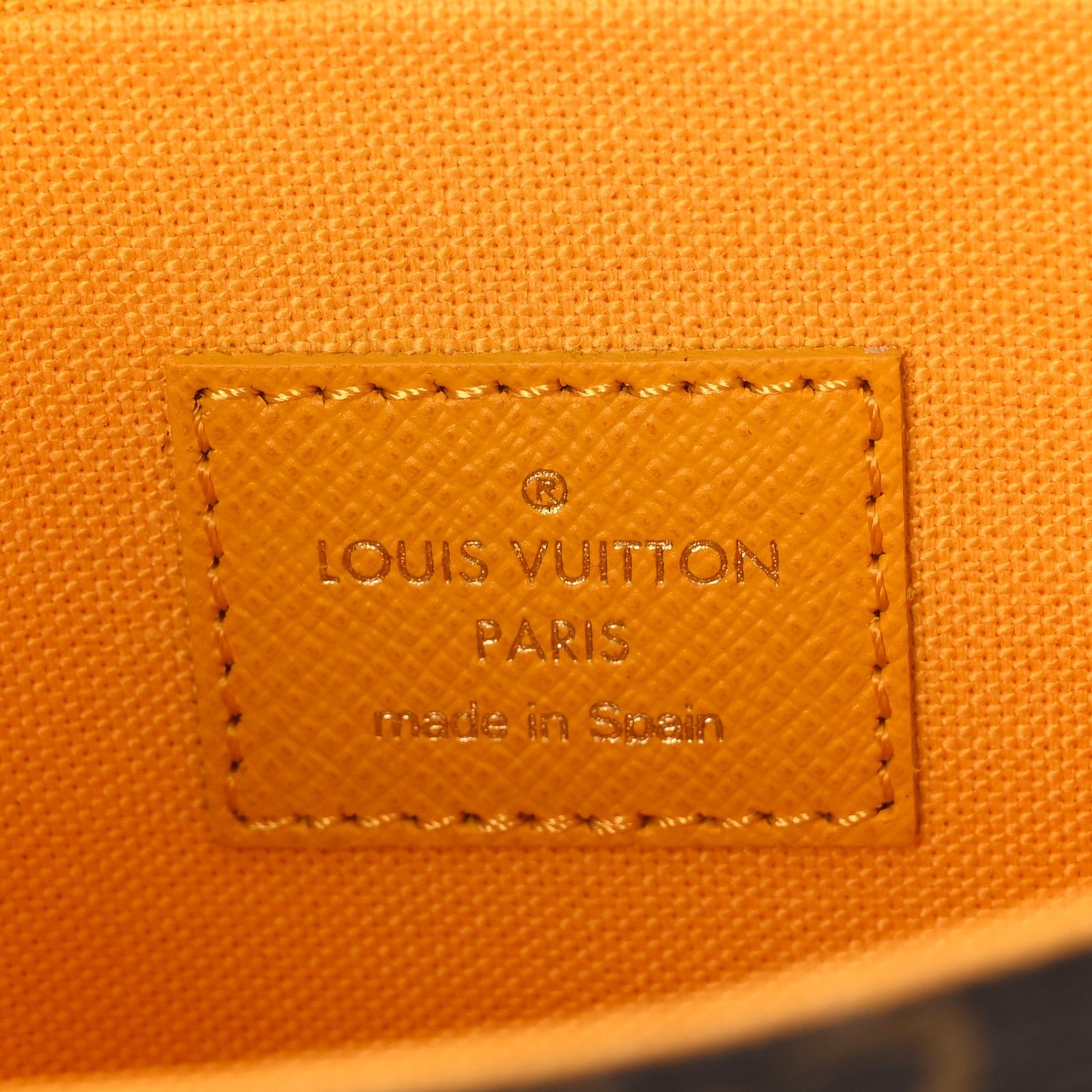 Monogram 2022 Christmas Animation New York Soho Pochette Felicie Chain Wallet Yellow - Image 7