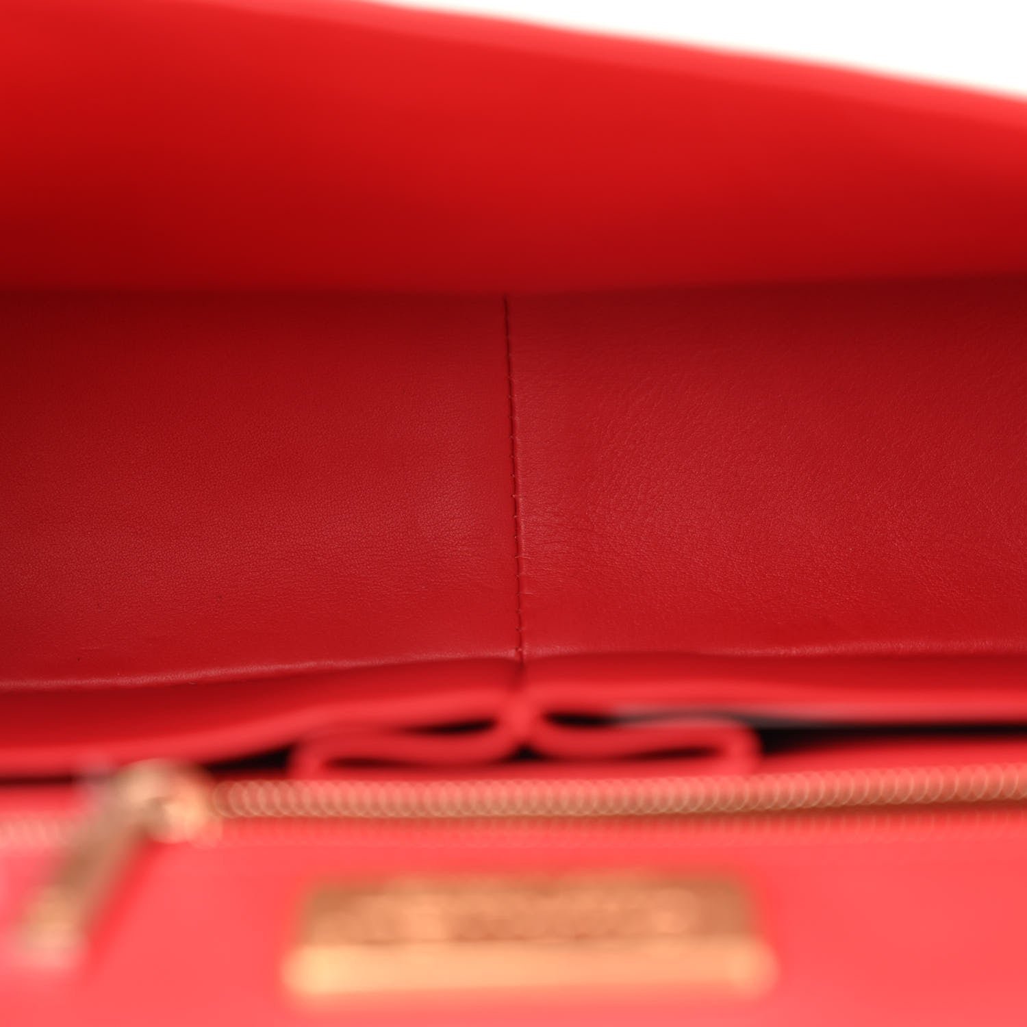 Matte Alligator Jumbo Double Flap Red - Image 5