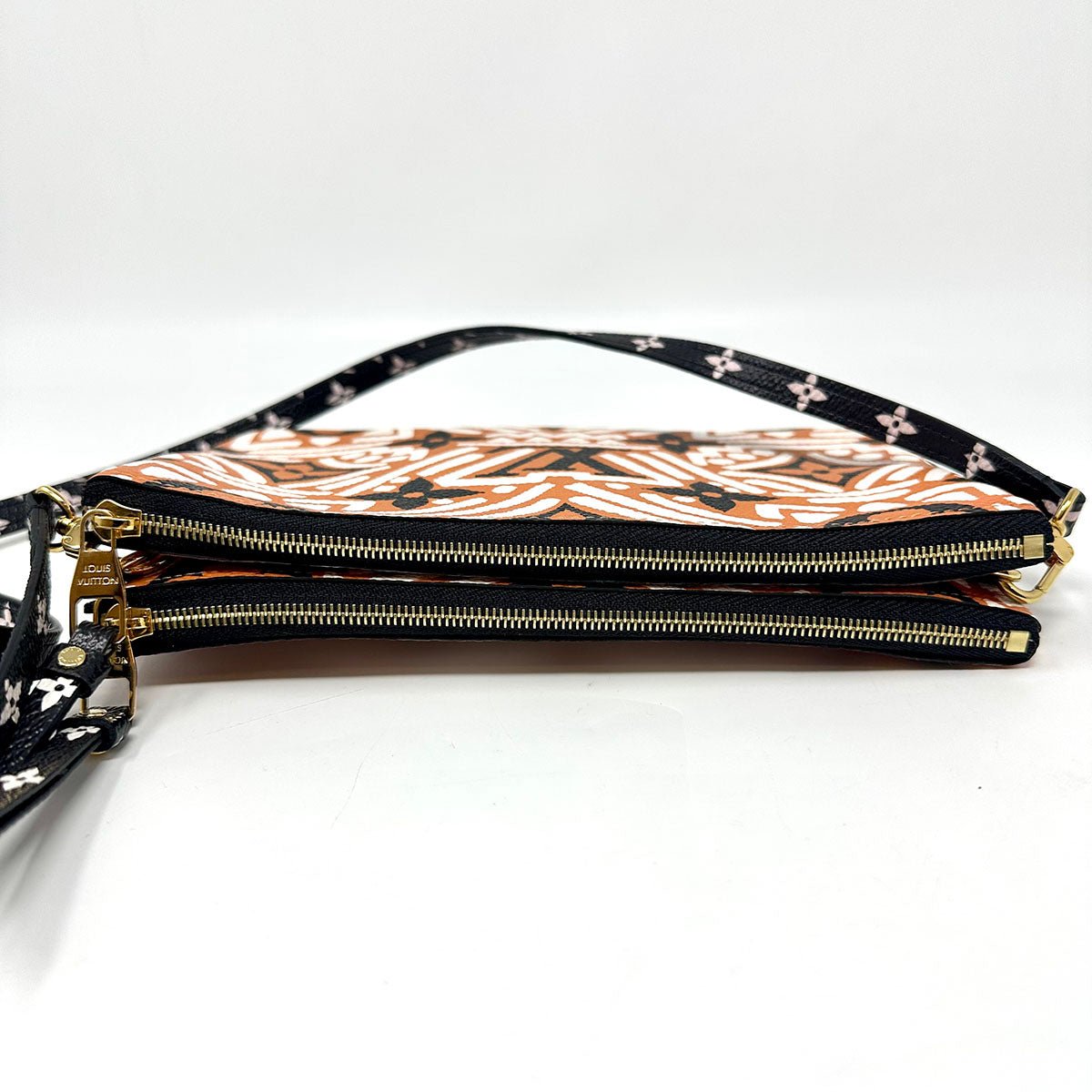 Louis Vuitton Monogram Giant Double Zip Crossbody - Image 8